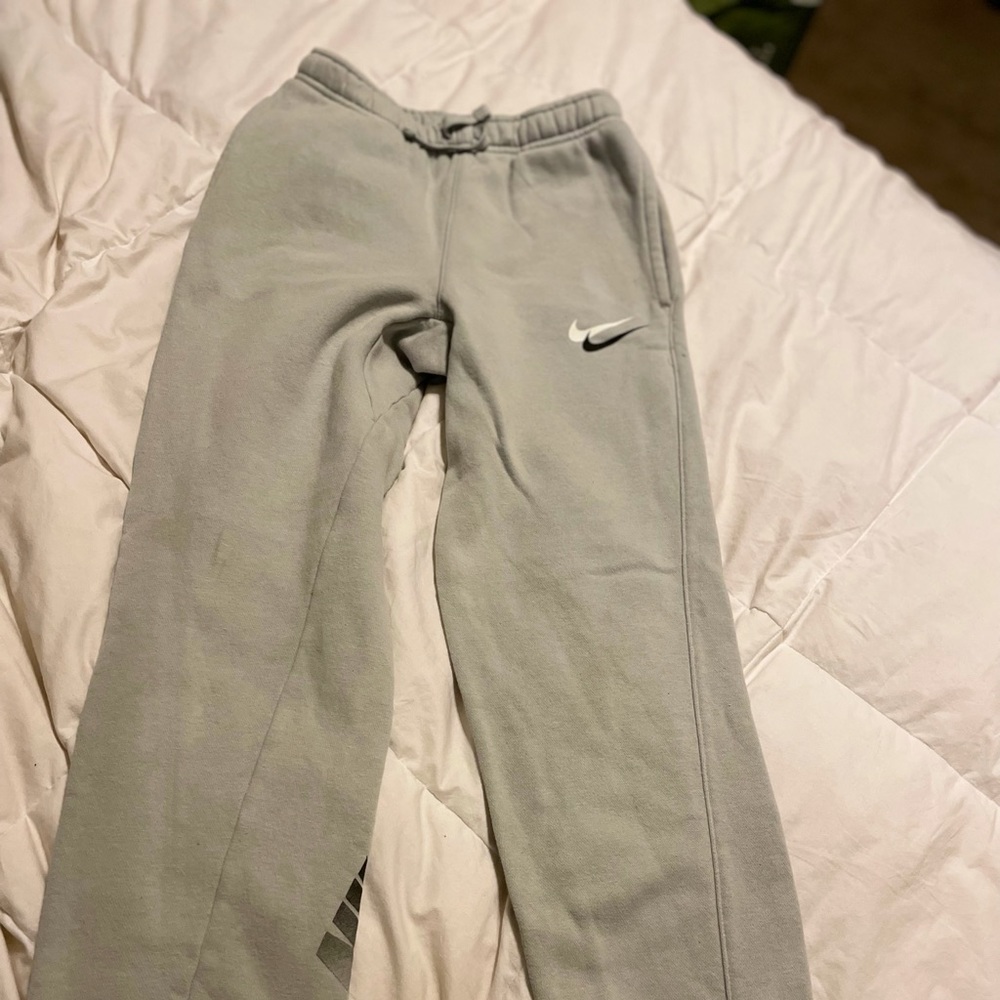 Boys Youth Nike Sweats